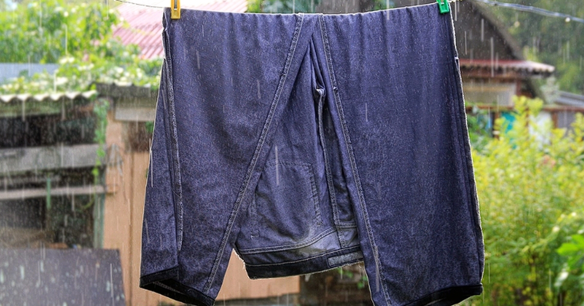 Brilliant Trick How to Dry Your Clothes Even When It's Raining Outside