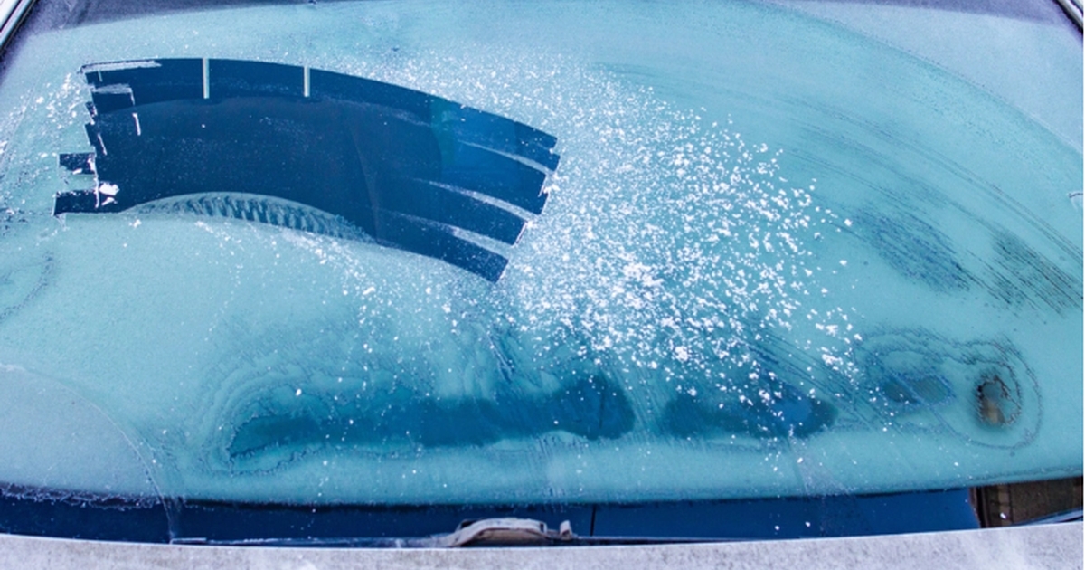 Experts warn against popular car window defrosting hack