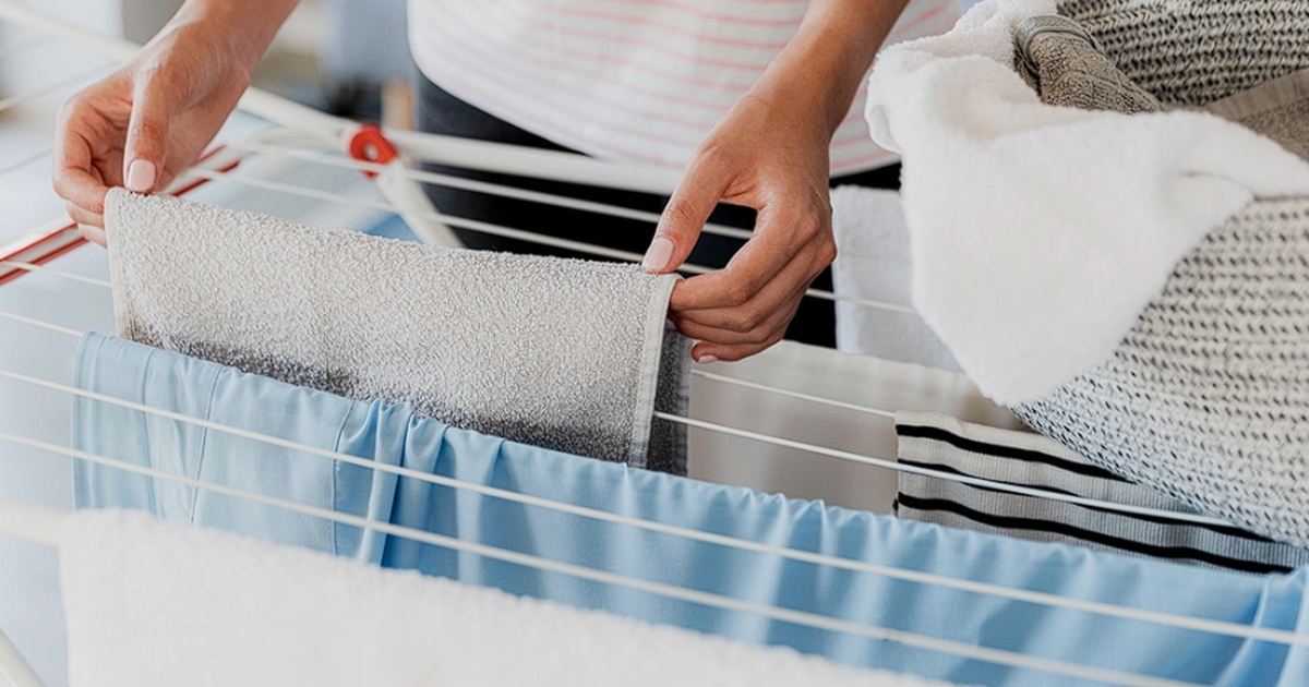 How to dry your clothes faster Don't the spin cycle